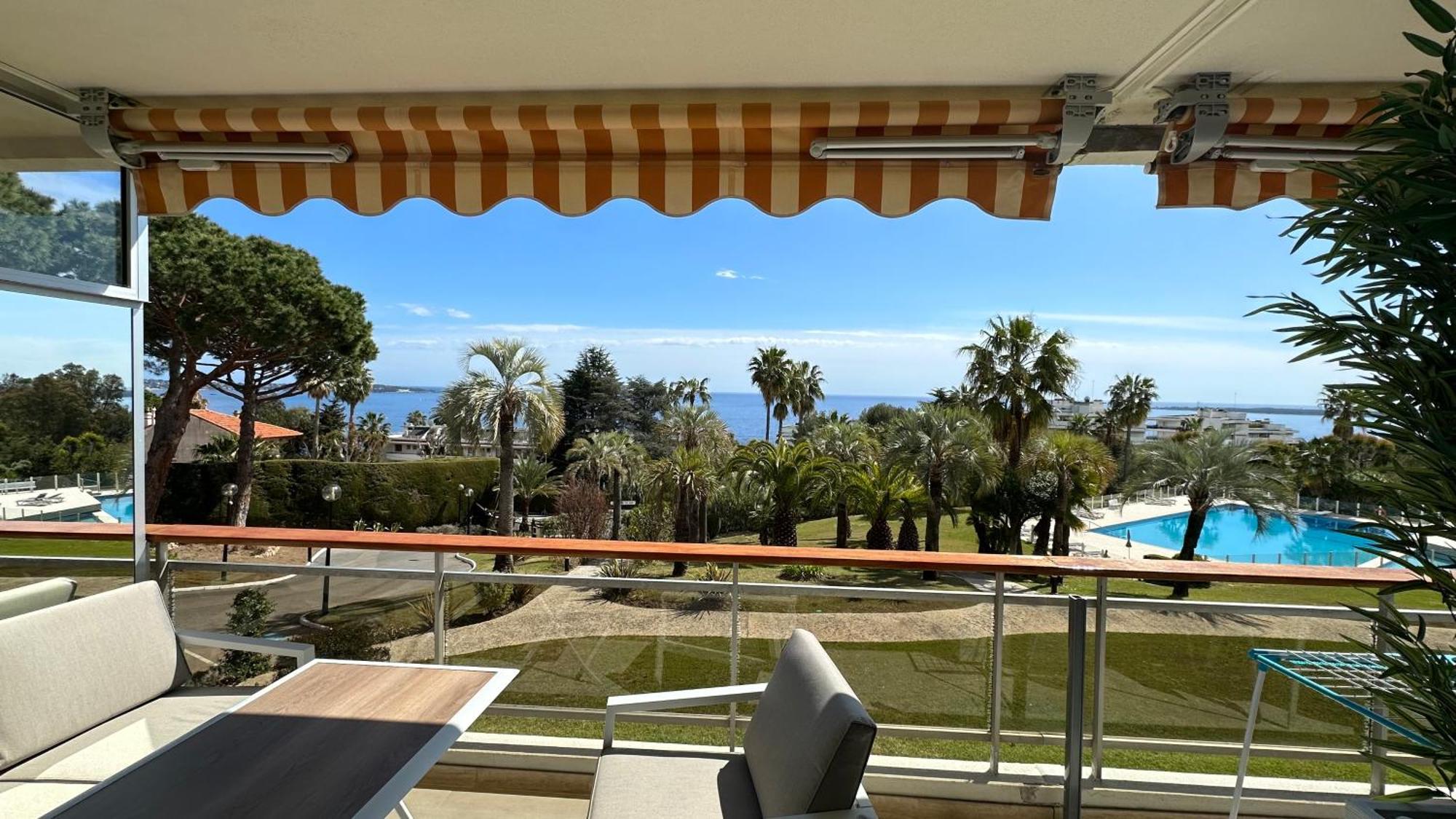 Appartement 2 Chambres Vue Mer Panoramique, Proche Croisette Cannes Валлорис Экстерьер фото